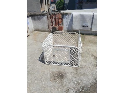 Köpek kafesi
