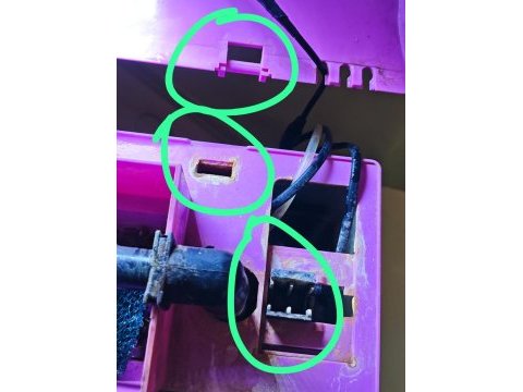 Akvaryum üstten şelale sistemli